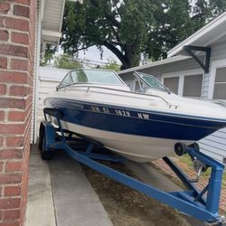 1995 Sea Ray Boat