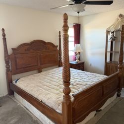 Solid Wood King Four-Poster Bed Frame