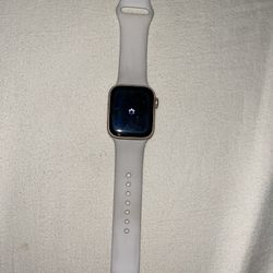 Apple Watch SE 