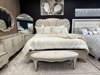 Queen Bed