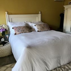 Queen Size Bed Frame 