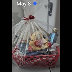 Body Works Christmas  Gifts Baskets 