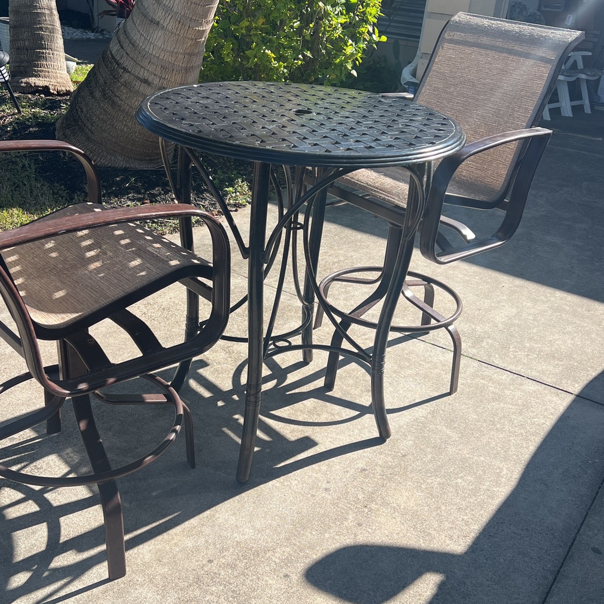 Patio Set Table And Two Chair S