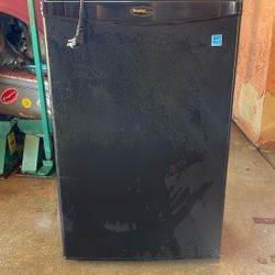Mini Refrigerator 