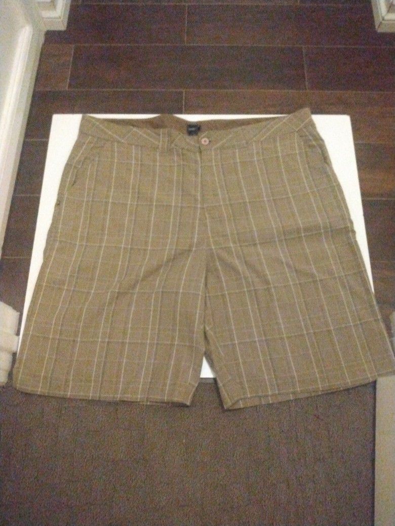 Classic O'Neill Men's Flannel Checkered Shorts W42
