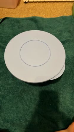 Blue Tupperware bowl w lid