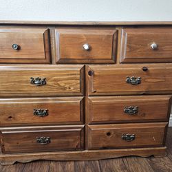 Wood dresser, Real wood, no particle board