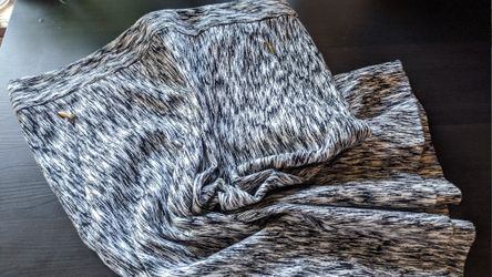 THE LIMITED SKIRT SIZE 4