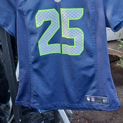 Women Seahawks Jersey & Sweater 