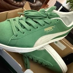 Classic Green Suede Puma Sneakers 