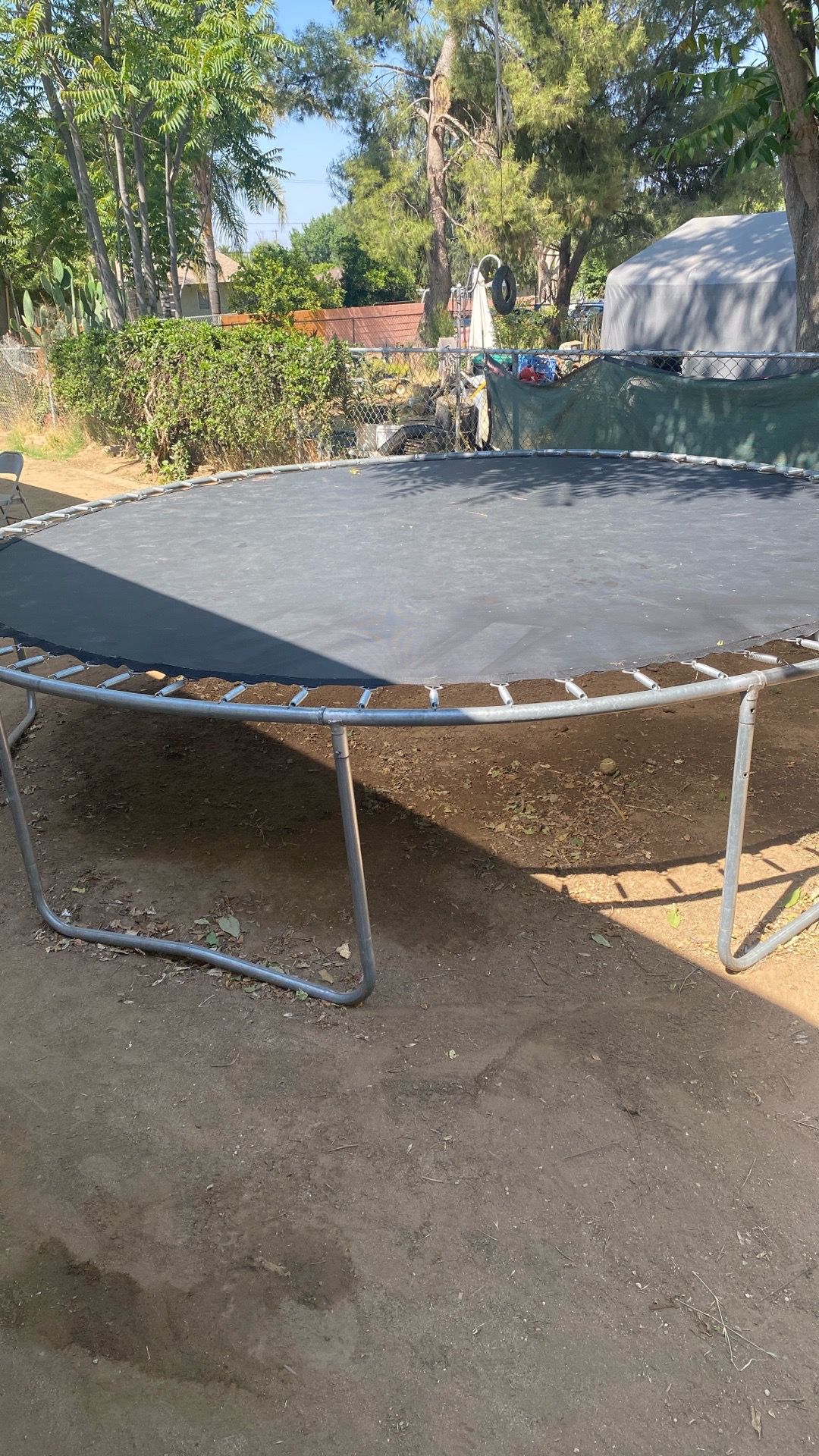 Trampoline
