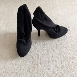 Black Ruched Ankle Boots