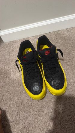 Nike Air Max 90 Black Yellow Sneakers