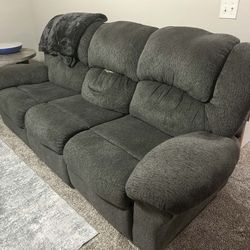 Recliner Two Pieces 