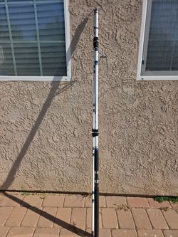 Okuma Tundra 12 ft fishing pole