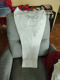 Ivory embroidery jean