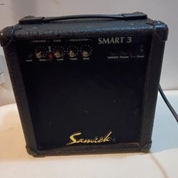 Guitar Amplifier 