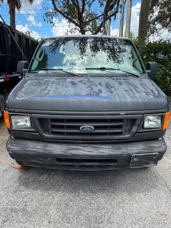 2004 Ford Econoline
