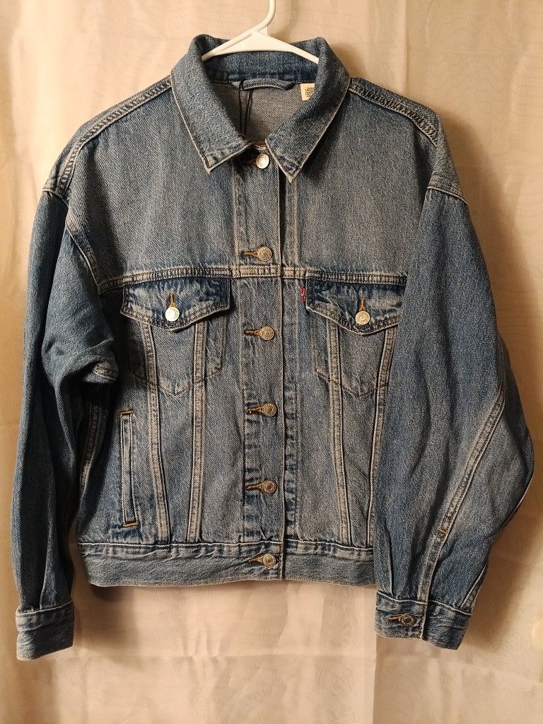 Levi's Embroidered Jean Jacket XS