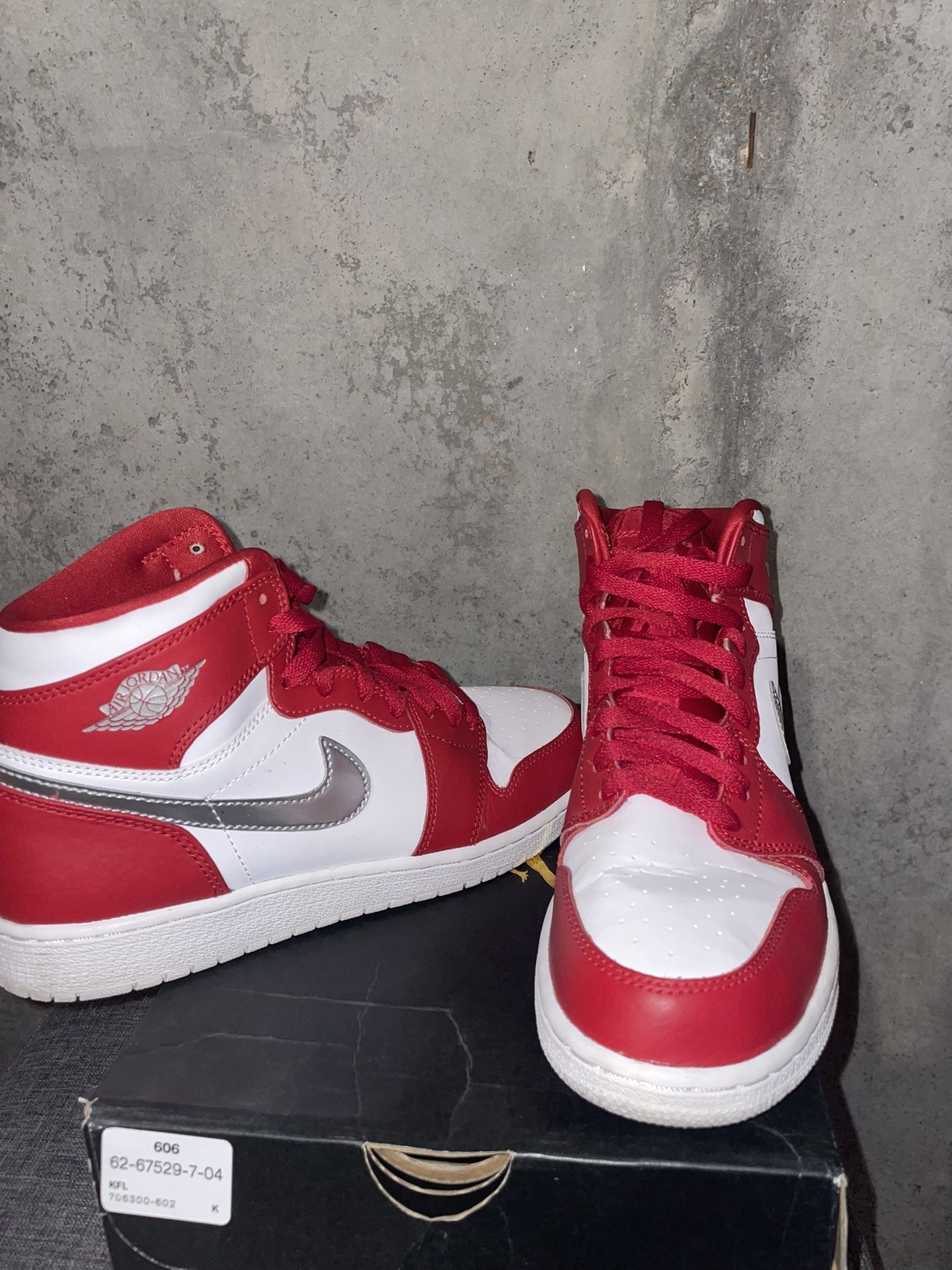 Air Jordan Retro 1 High