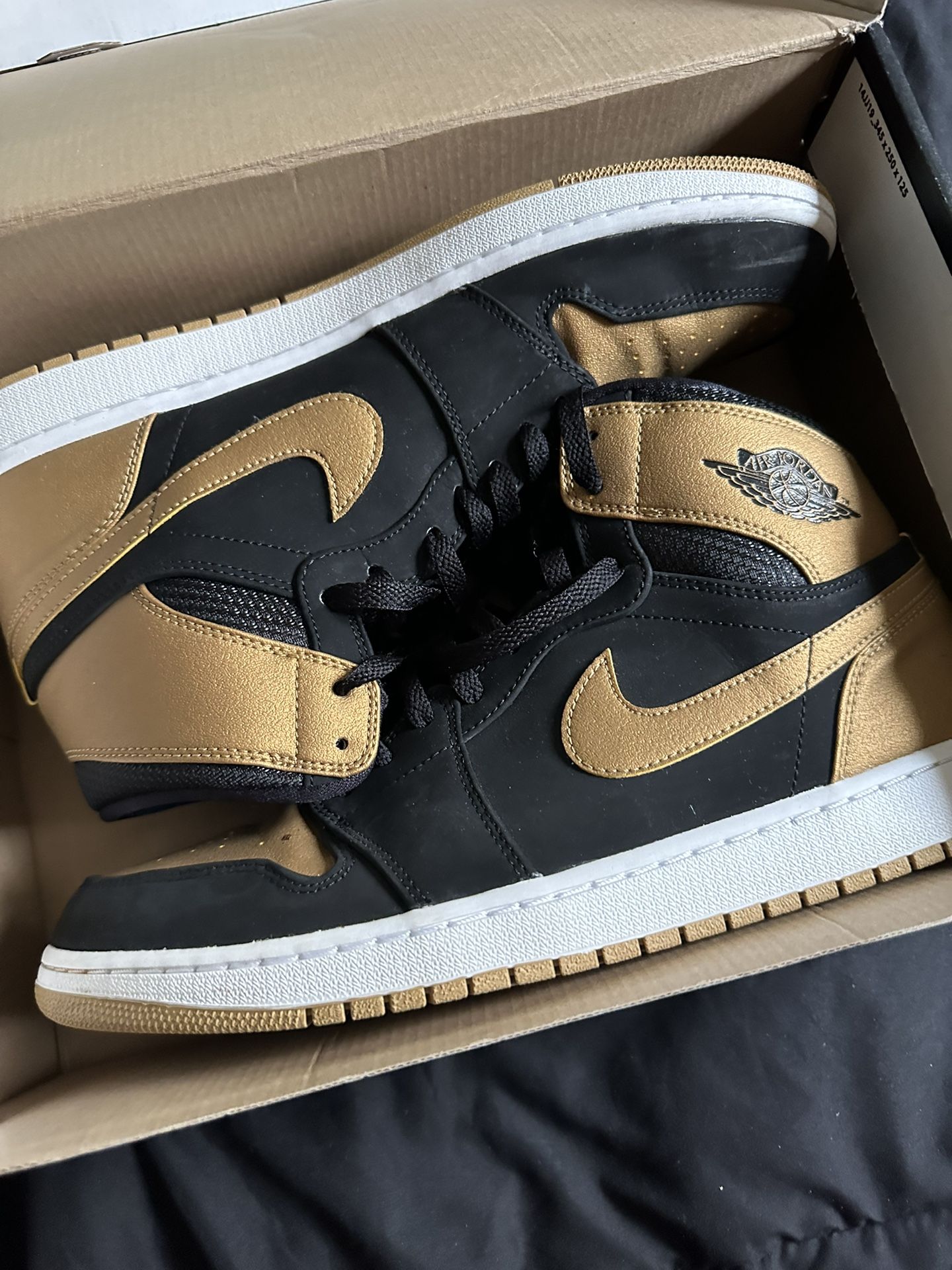 Jordan 1 Melo