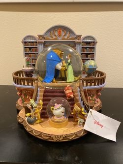 Very rare Disney Beauty and the beast snow globe