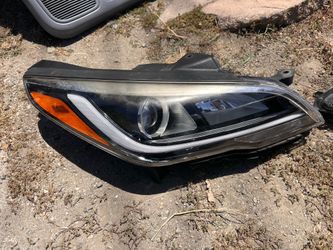 2015-2016-2017 HYUNDAI SONATA RIGHT HEADLIGHT 👉👉ASK FOR PRICE
