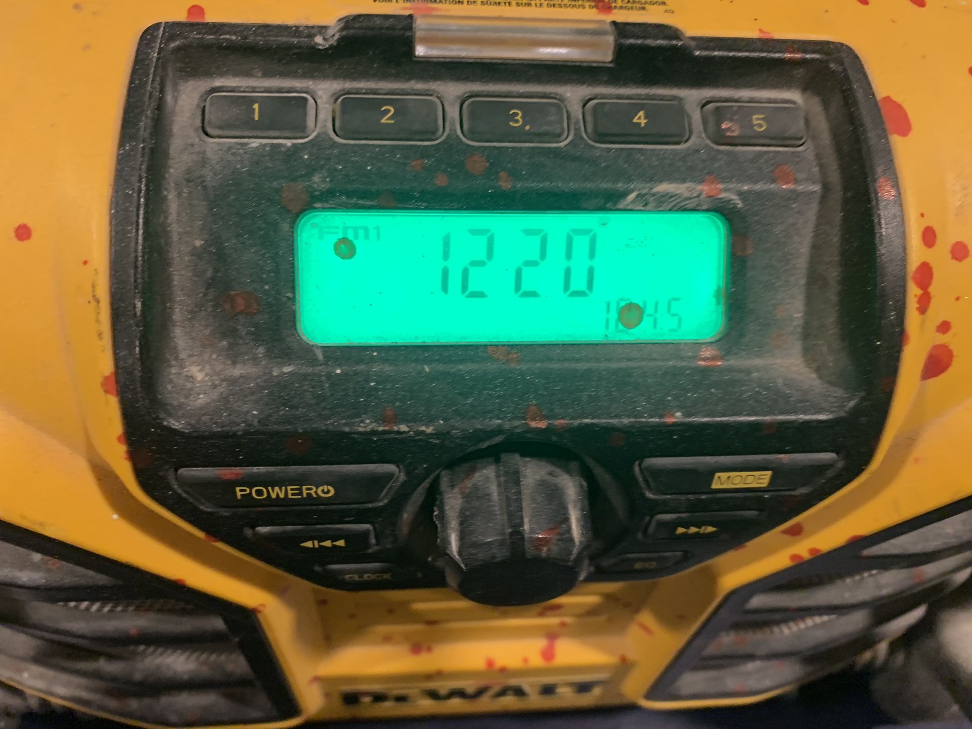 Dewault radio dcr015