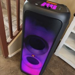 JBL 1100w Party box Bluetooth Speaker