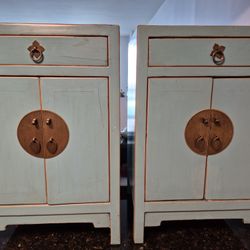Bedside/night Table