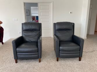 Set of recliners