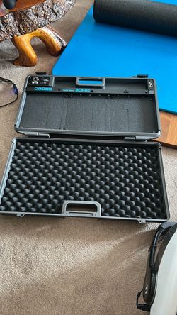 Boss BCB-60 pedal board and carrying case