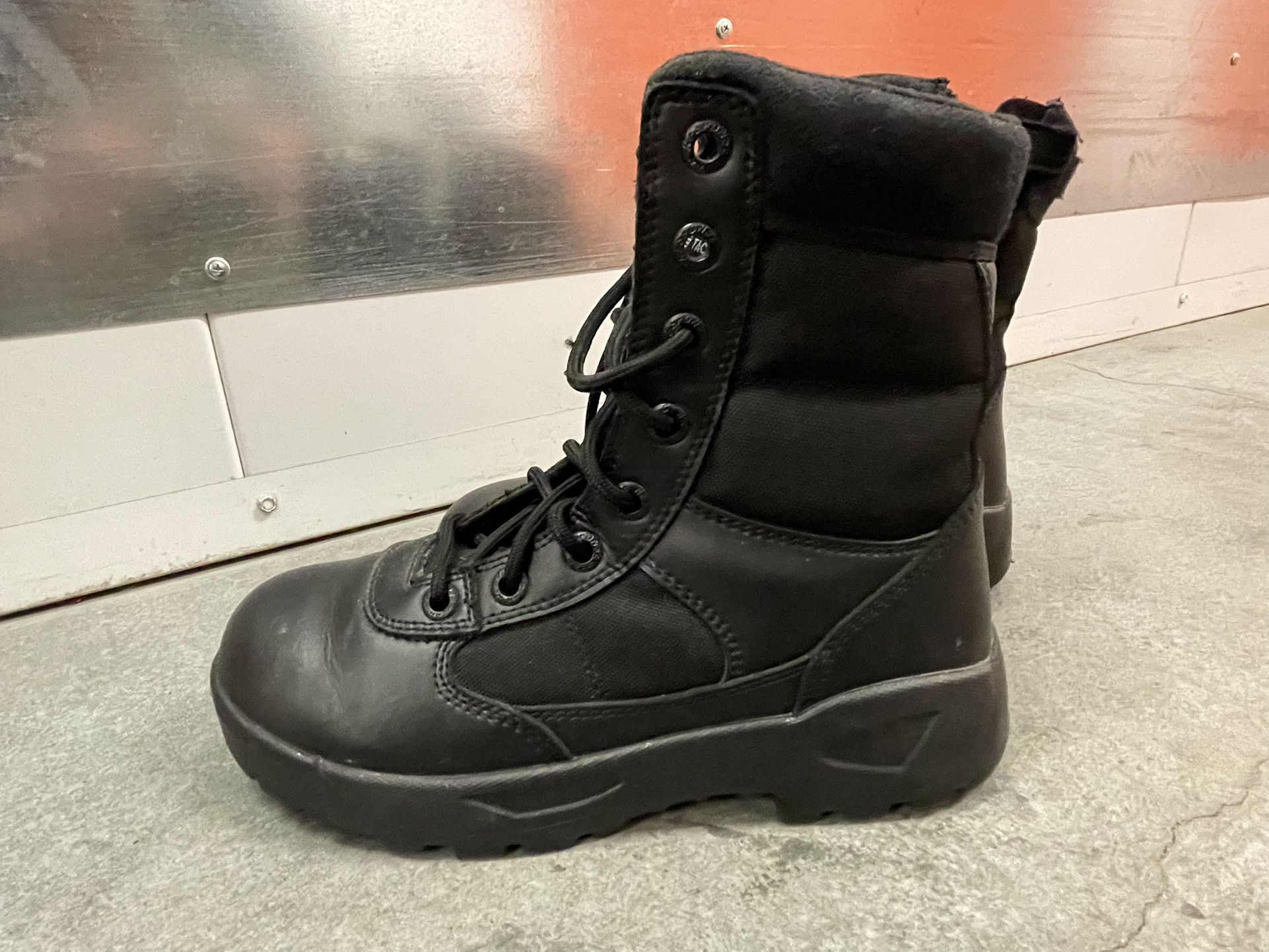 Tacticle  Boots