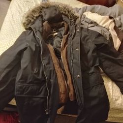 Micheal Kors Coat Black Large 