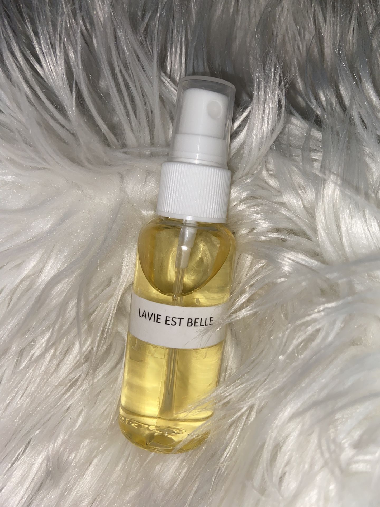 LAVIE EST BELLE BODY OIL FOR WOMEN