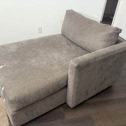 Chaise Lounge Chair 