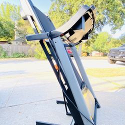 Nordictrack C600 Treadmill With Incline 