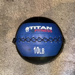 Titan Wall Ball/Medicine Ball