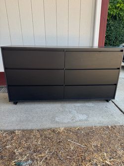Dresser 6 Drawers