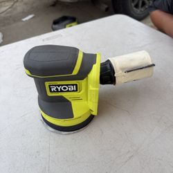Ryobi 18 V Sander With Bag