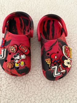 Kids Crocs Clogs Red Black with Jibbitz Charms Size 9