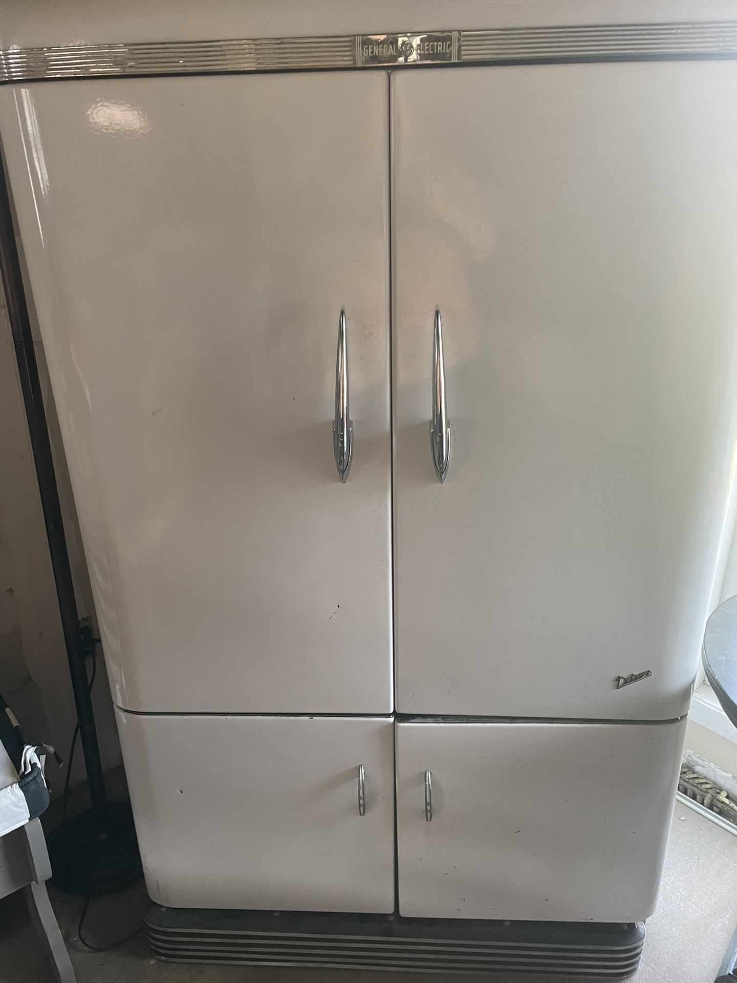 1940’s GE Refrigerator 