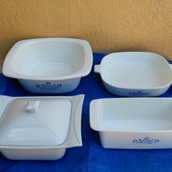 CORNFLOWER CORNINGWARES- SOLD TOGETHER AS IS‼️