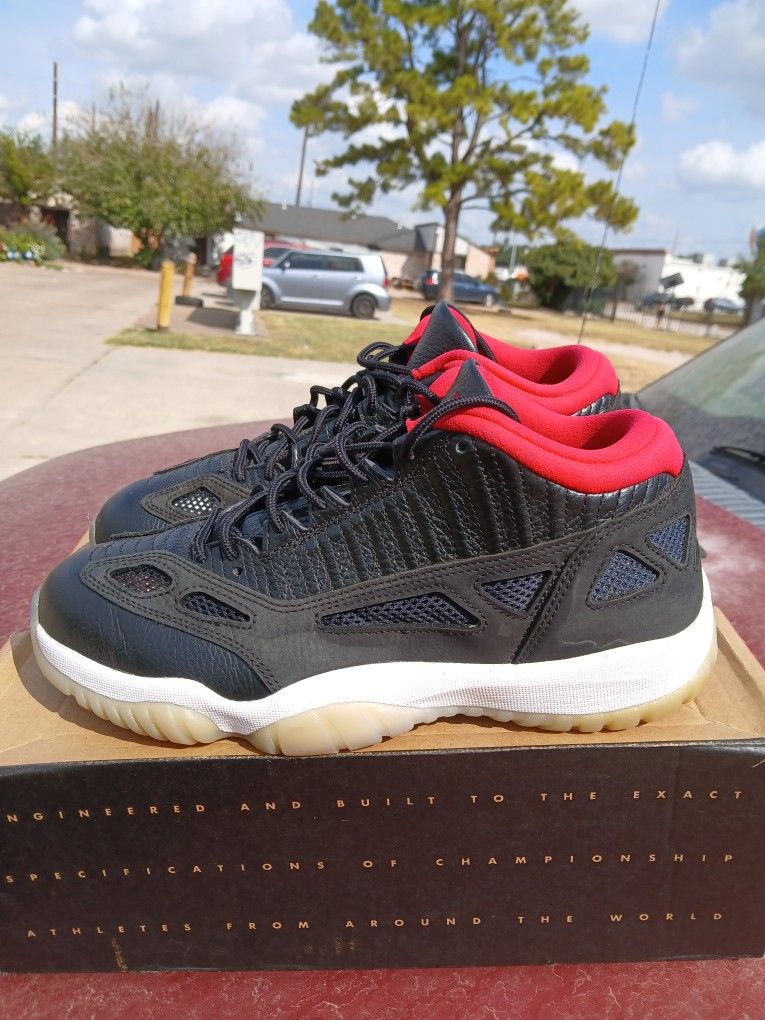 Jordan's Size 10 Like New