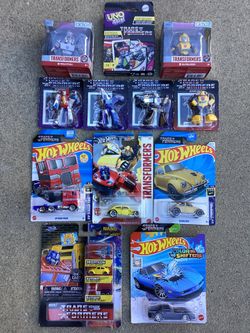 12 Hot Wheels Transformers Diecast Cars (Valencia) $40