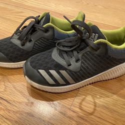 Adidas Toddler Size 11