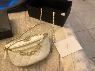 Channel  purse women