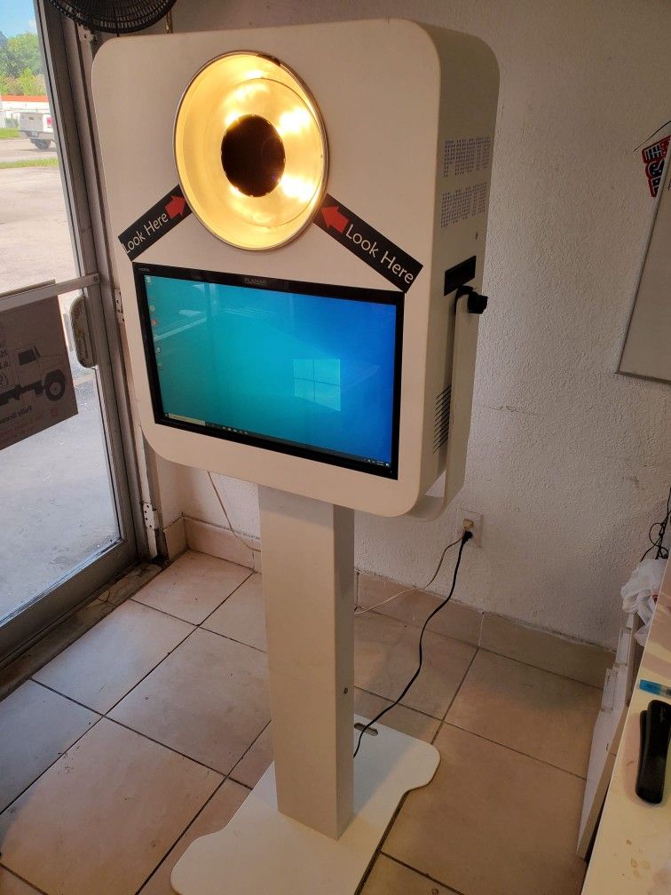 Photobooth Party Equipment with cace, party photography, photobooth para fiestas con estuche