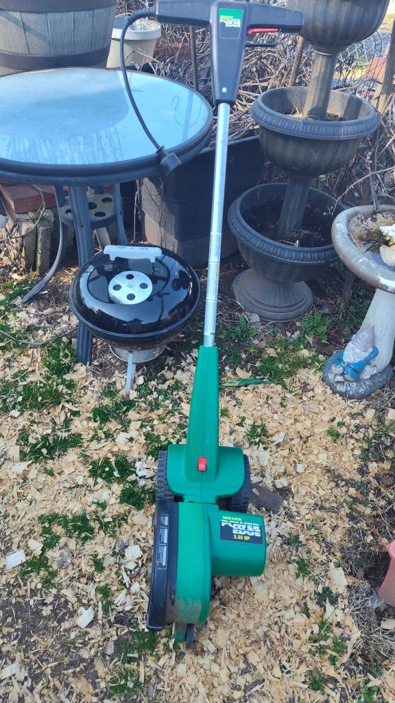 Wed Eater Power Edge 2 25 HP  Electric You Plug It In Not Battery 