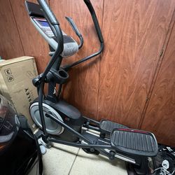 Proform Endurance 720 E Elliptical